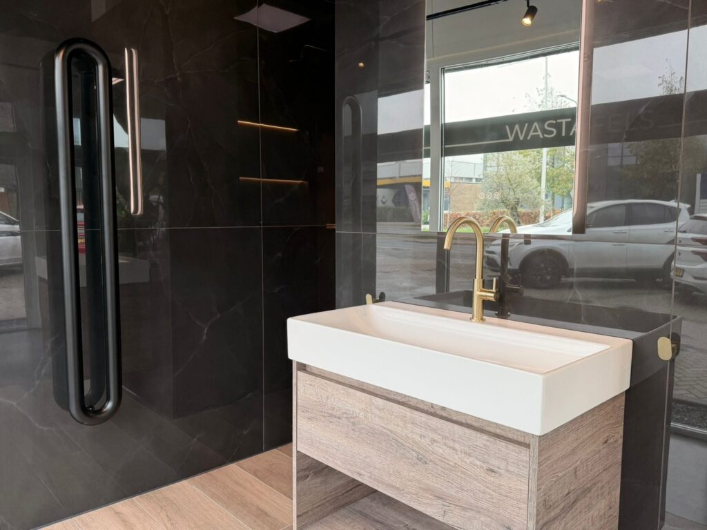 A780385B-2731-419C-9142-FE9AB86EAB66-Patrick-Van-son-scaled