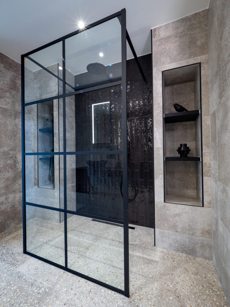 f4a85a1e-a155-4158-8987-447aef718fcd-Pateic-scaled